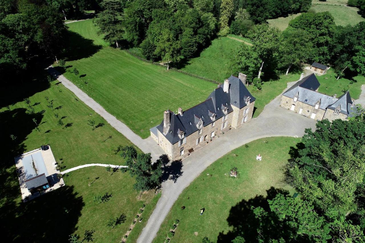 Chambres D'Hotes Chateau De La Croix Chemin Saint-Leger-des-Pres 外观 照片