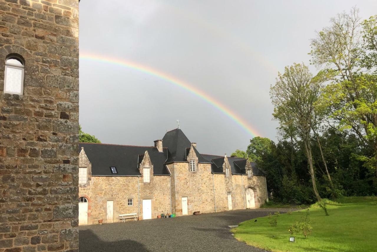 Chambres D'Hotes Chateau De La Croix Chemin Saint-Leger-des-Pres 外观 照片